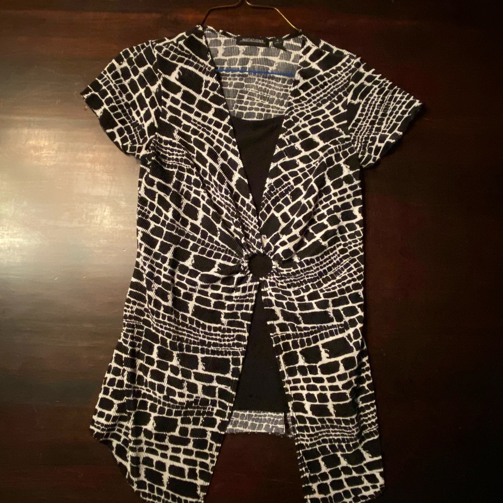 Notations Women’s Chic Black and White V-neck Tunic Top, Size Small